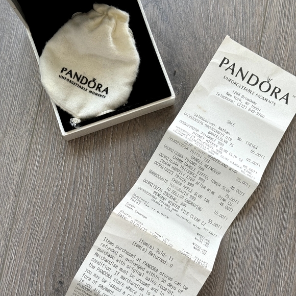 Pandora bracelet with charms silver with receipt - Picture 9 of 9